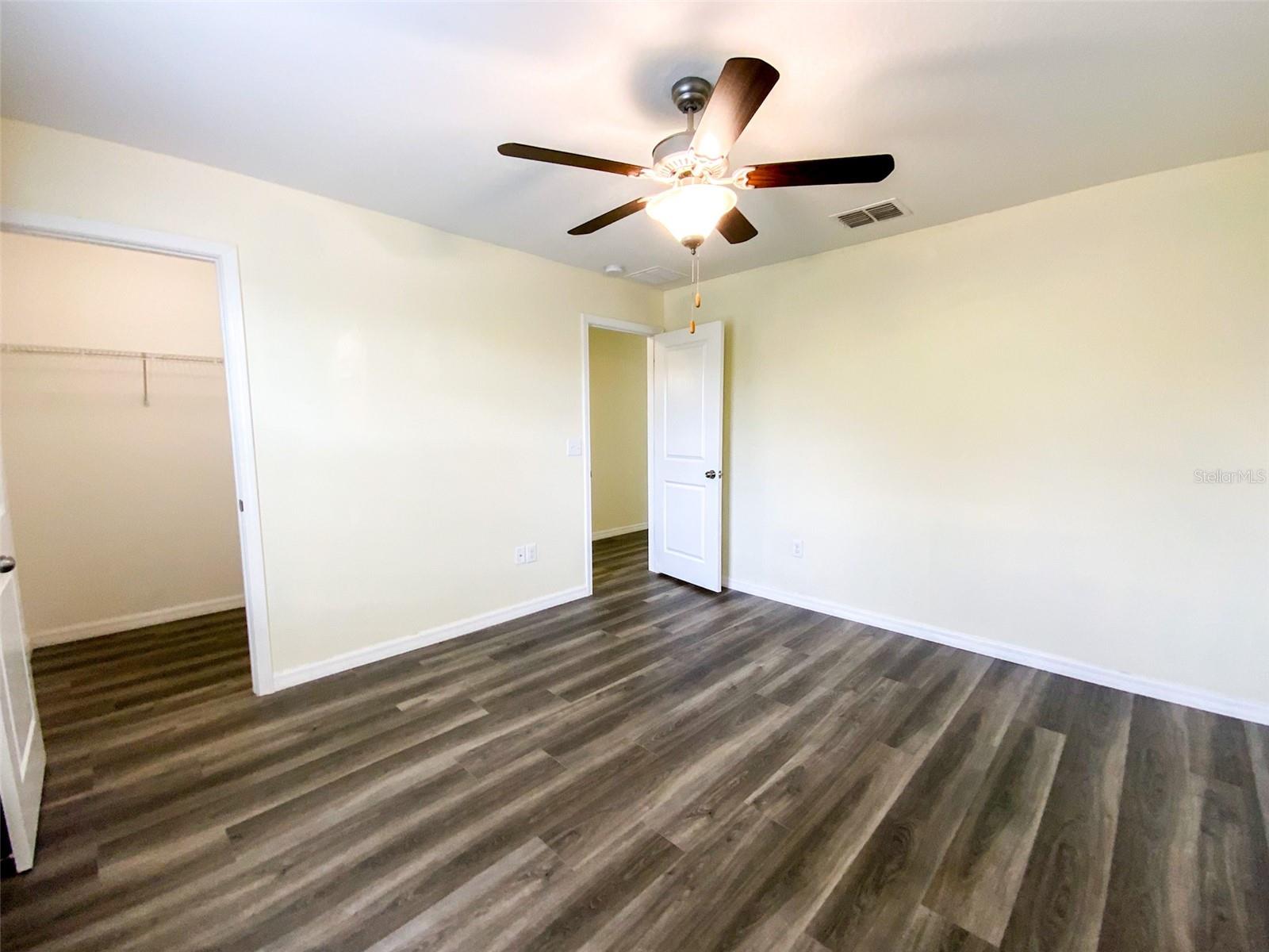 Image 24 of 50 For 21046 Passive Porch Drive