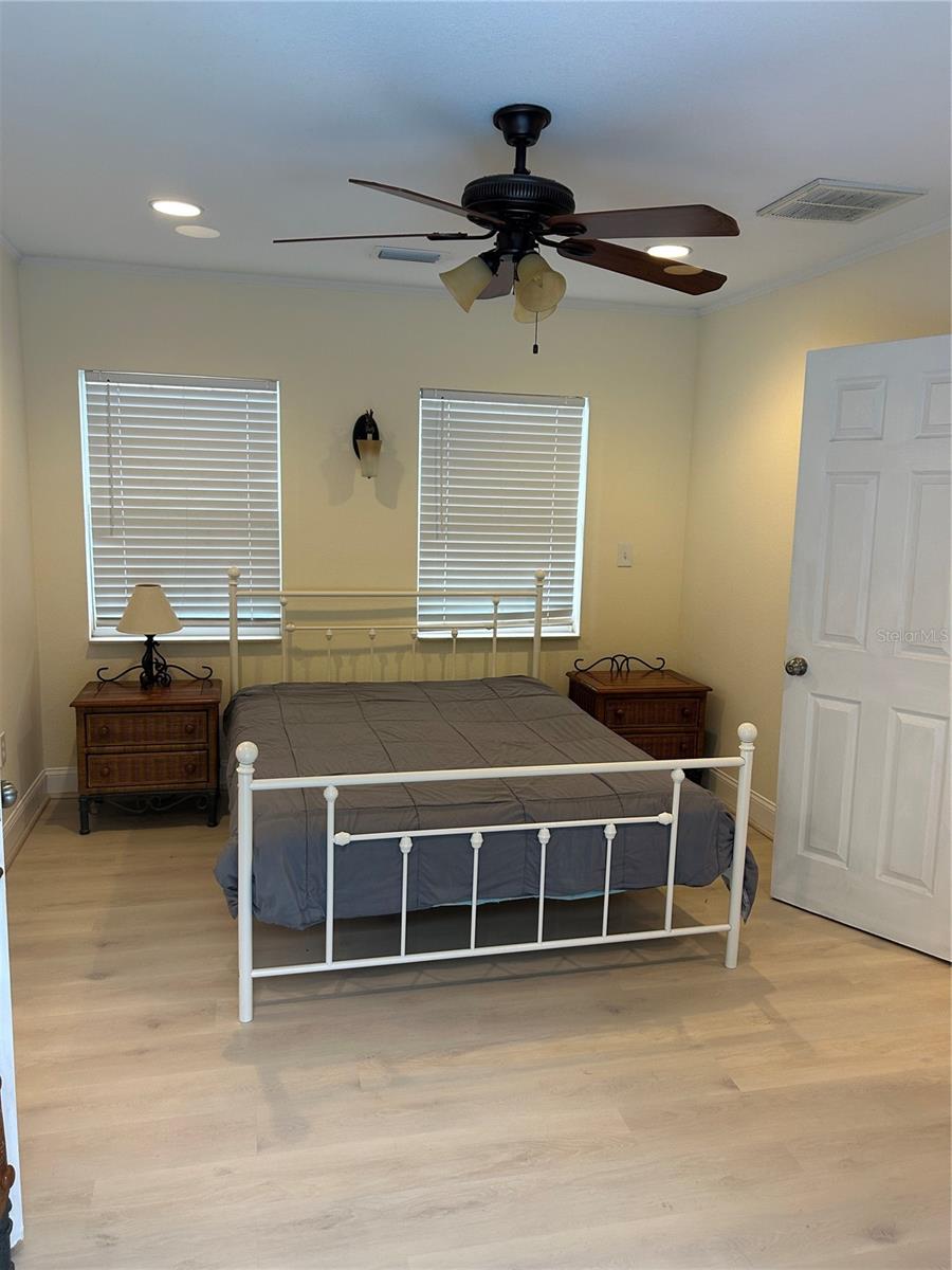 Image 19 of 48 For 10842 61st Avenue