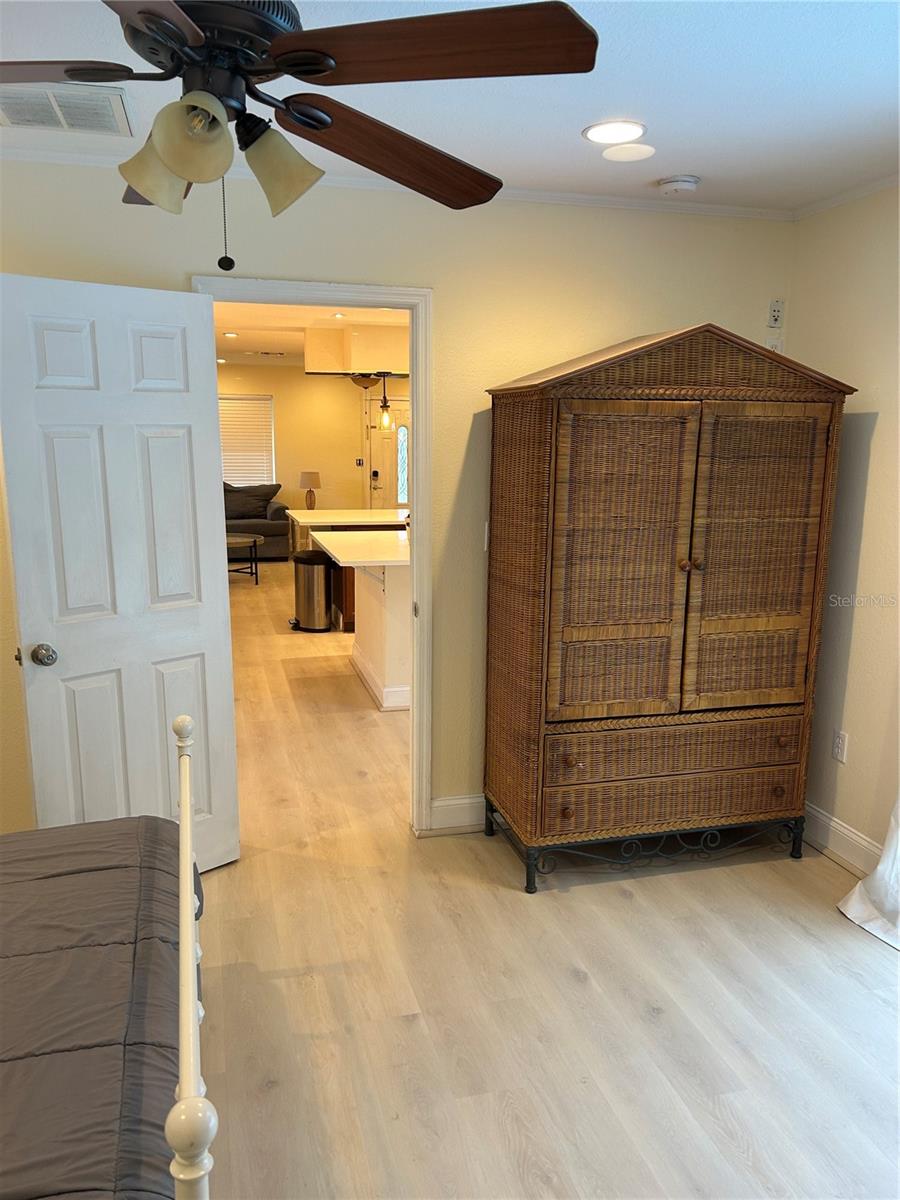 Image 20 of 48 For 10842 61st Avenue