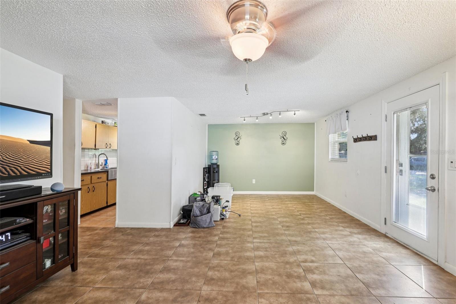 Image 12 of 46 For 1013 Oakhill Street