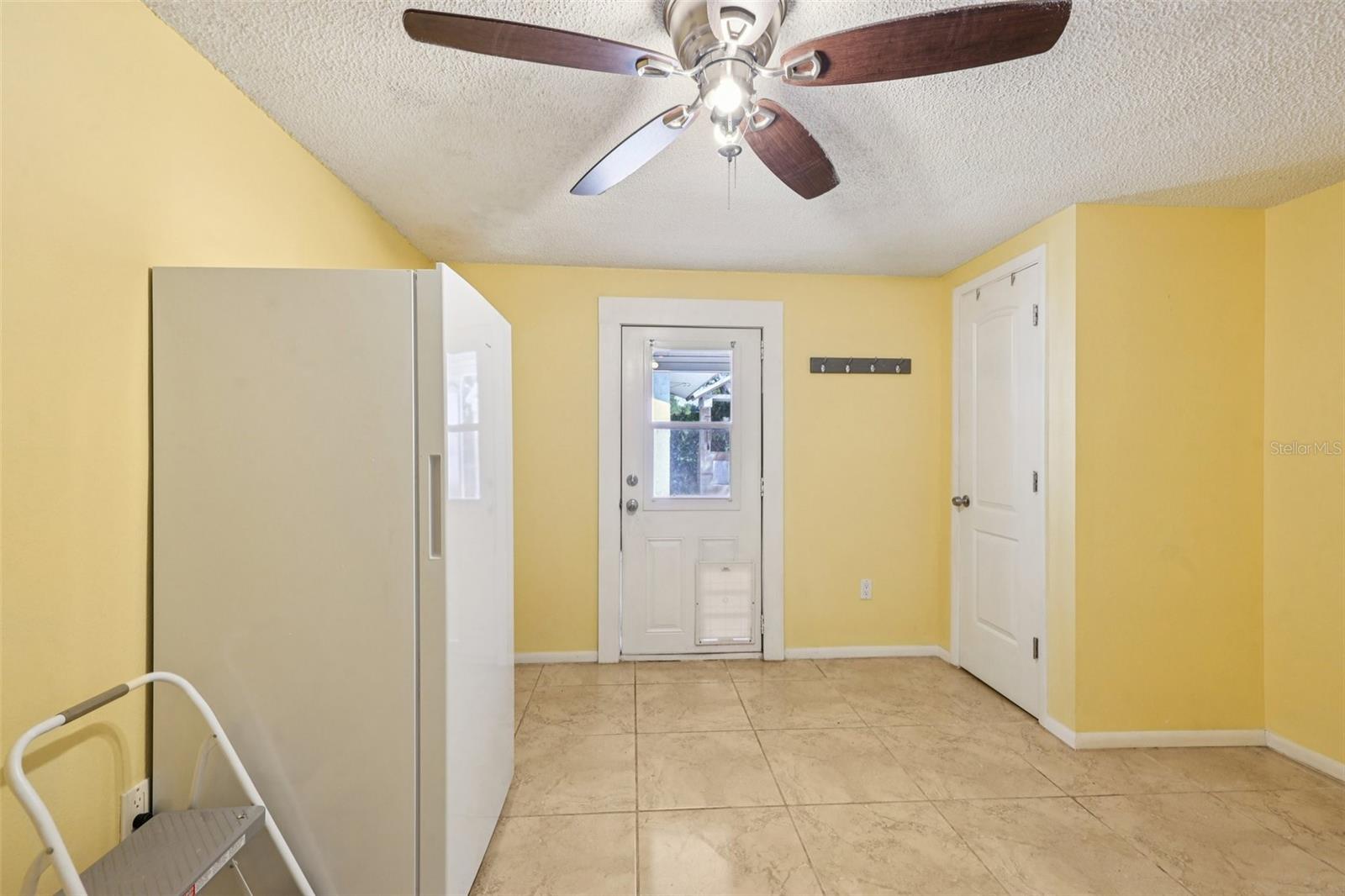 Image 23 of 46 For 1013 Oakhill Street