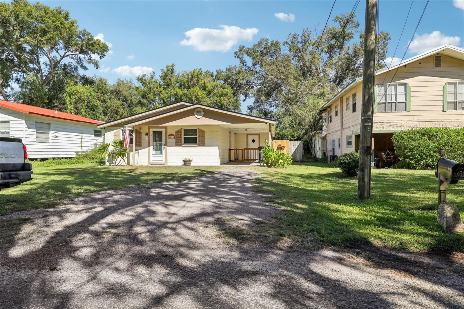 Image 4 of 46 For 1013 Oakhill Street