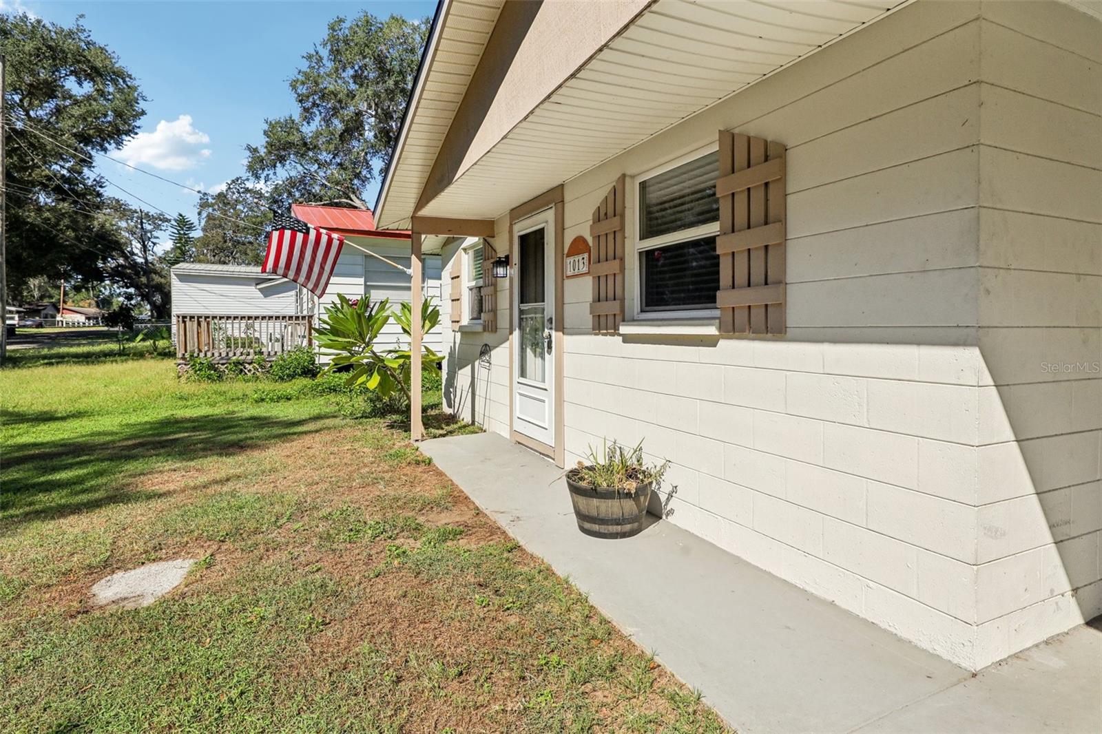 Image 5 of 46 For 1013 Oakhill Street