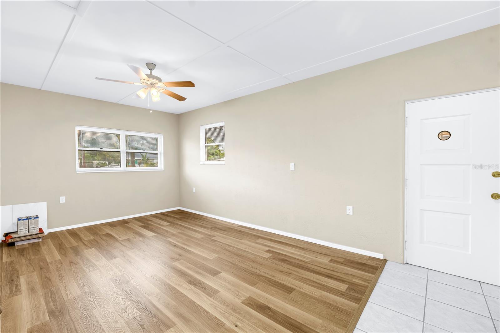 Image 27 of 52 For 6623 16th Street N