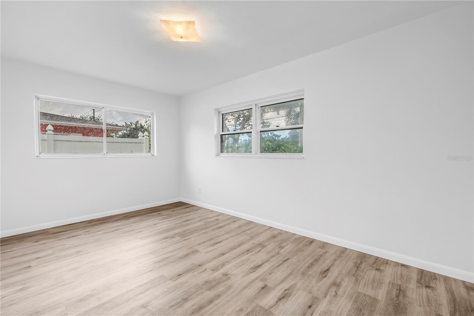 Image 34 of 52 For 6623 16th Street N