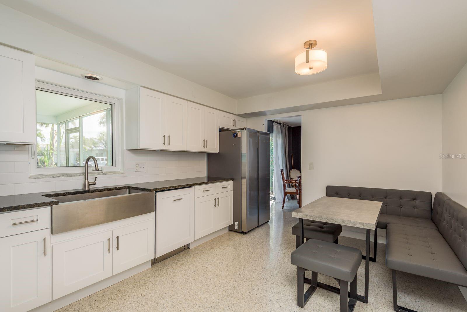 Image 16 of 58 For 829 Narcissus Avenue