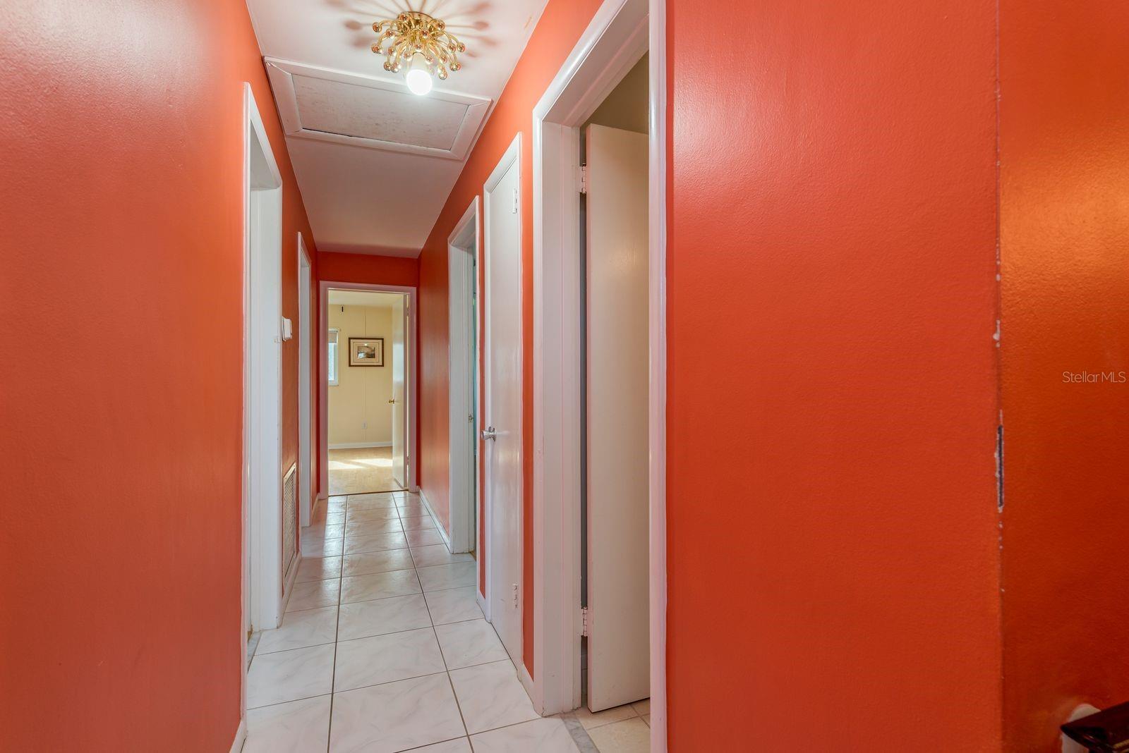 Image 22 of 58 For 829 Narcissus Avenue