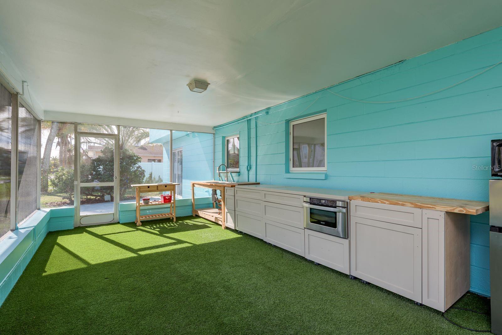 Image 35 of 58 For 829 Narcissus Avenue