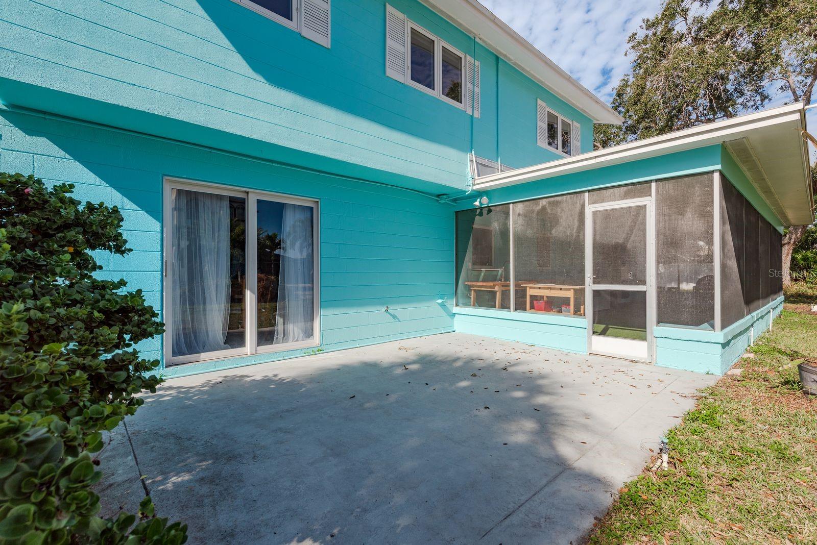 Image 37 of 58 For 829 Narcissus Avenue