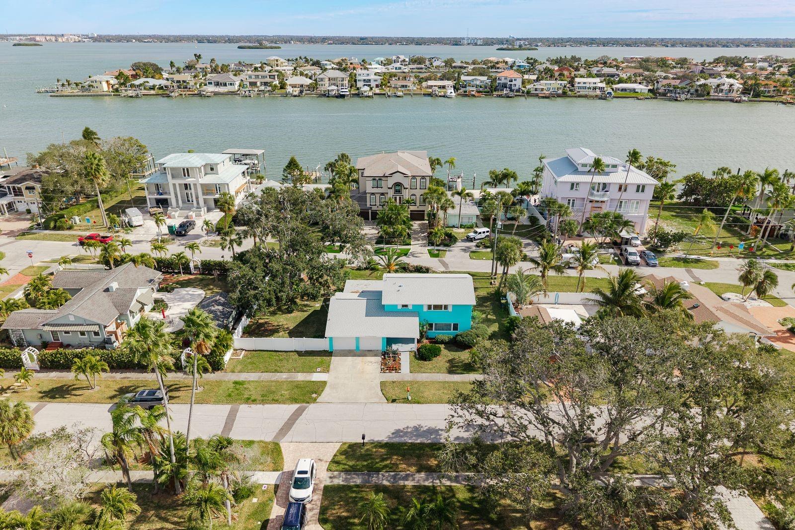 Image 49 of 58 For 829 Narcissus Avenue