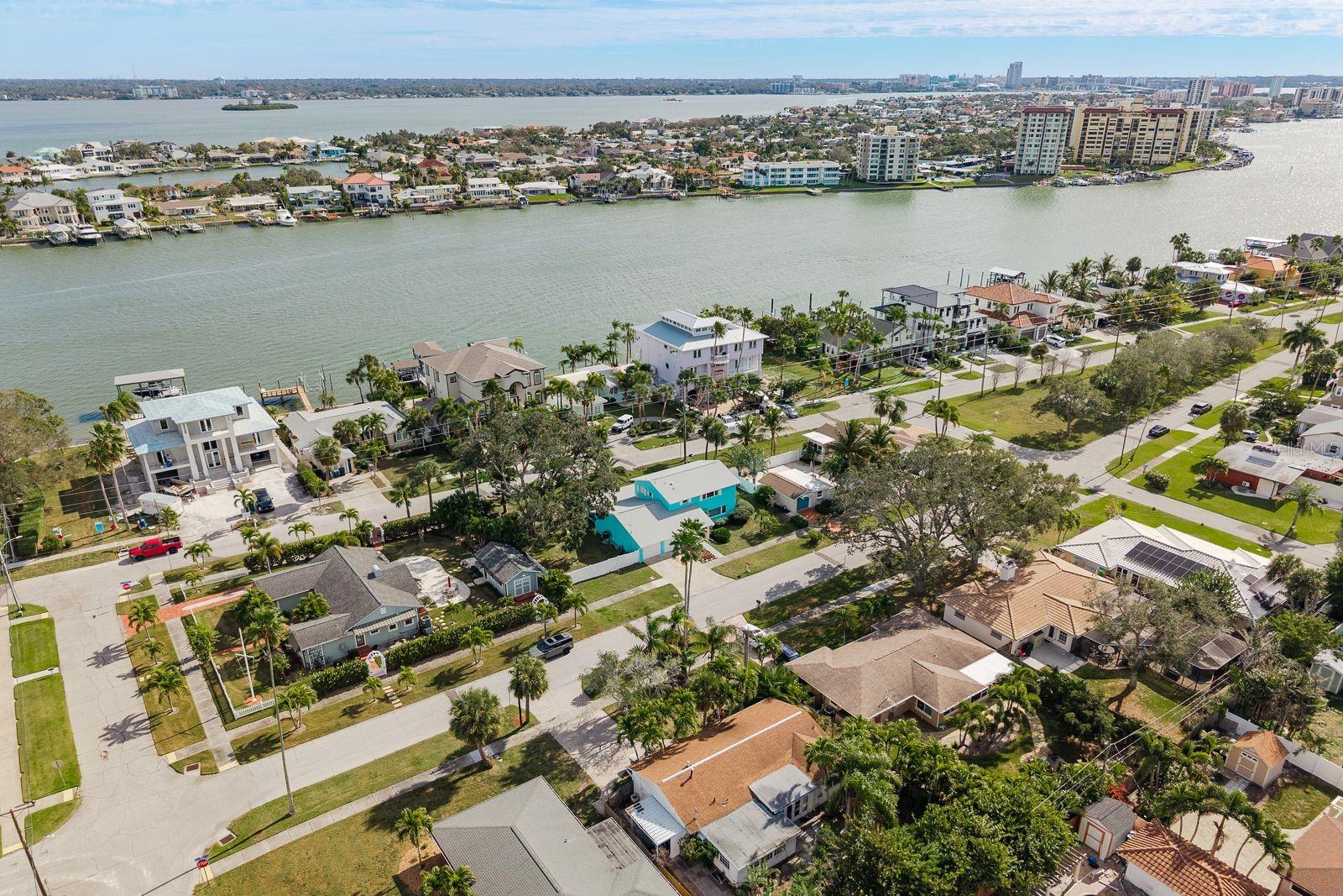 Image 50 of 58 For 829 Narcissus Avenue