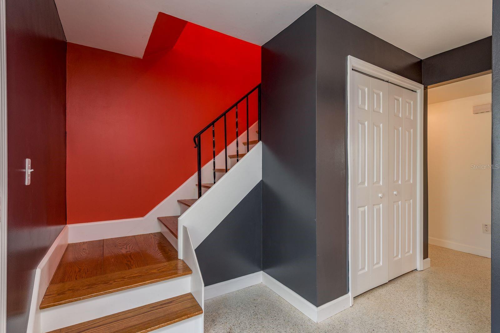 Image 7 of 58 For 829 Narcissus Avenue