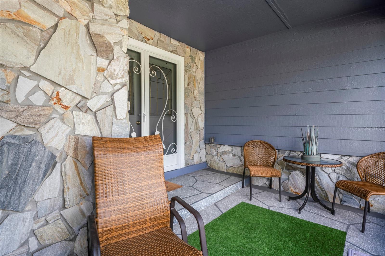 Image 5 of 66 For 7112 Green Abbey Way