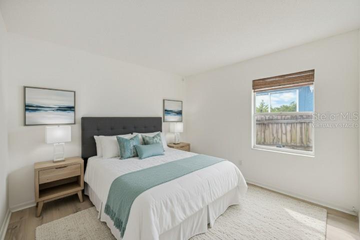 Image 29 of 52 For 410 Vine Avenue