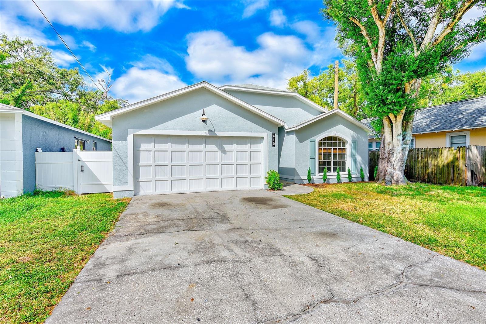 Image 46 of 52 For 410 Vine Avenue