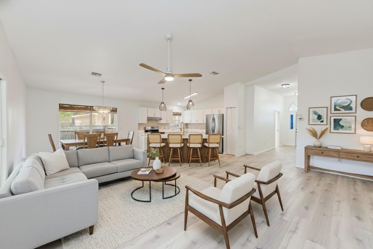 Image 9 of 52 For 410 Vine Avenue