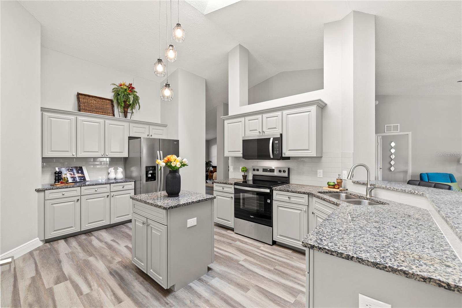 Image 9 of 66 For 5311 Windbrush Drive