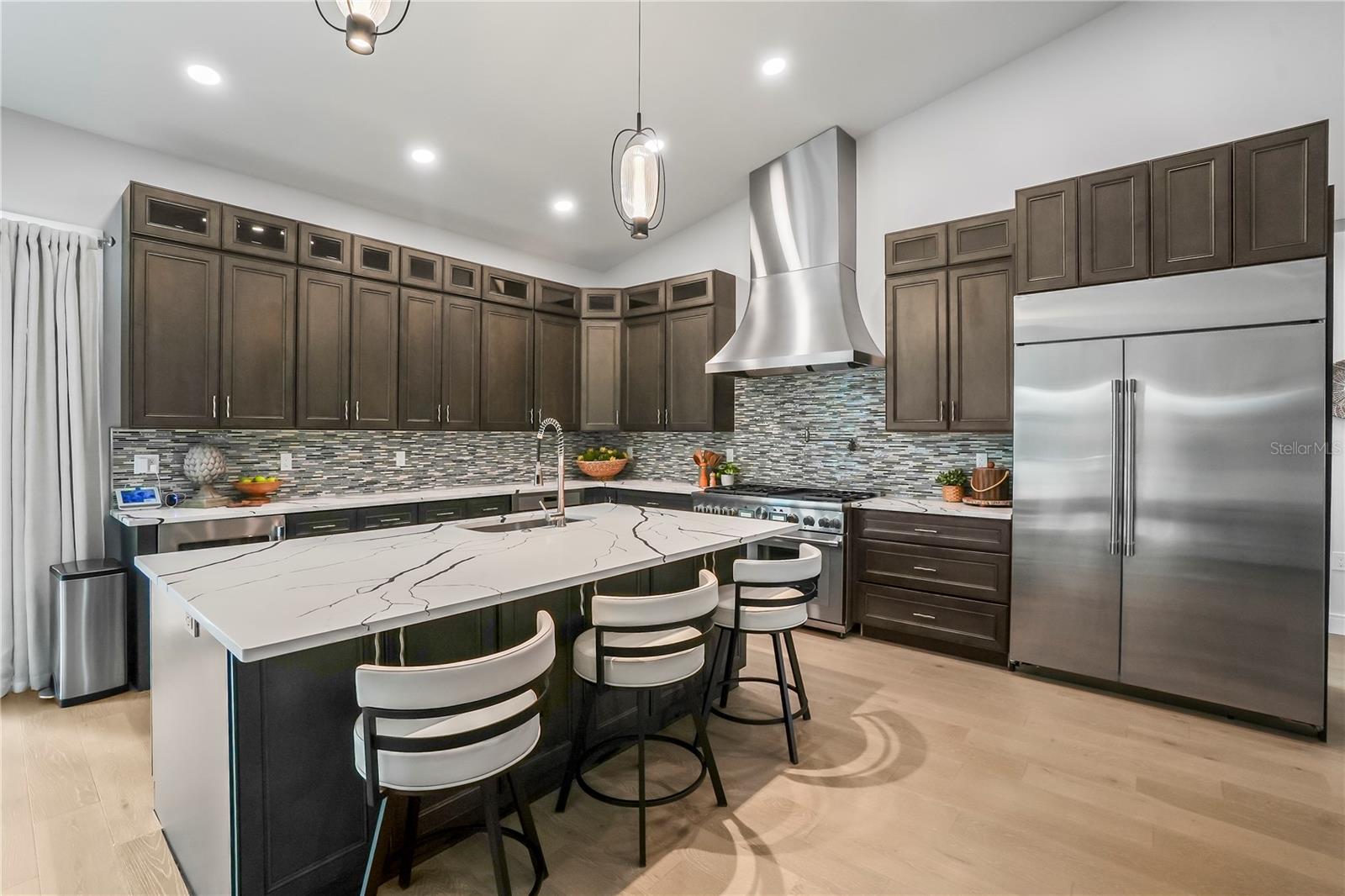 Image 10 of 46 For 11624 Oak Lane