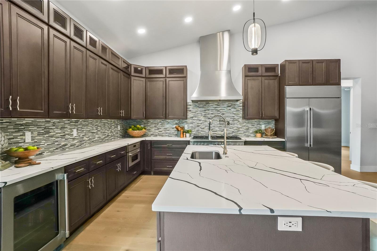 Image 12 of 46 For 11624 Oak Lane