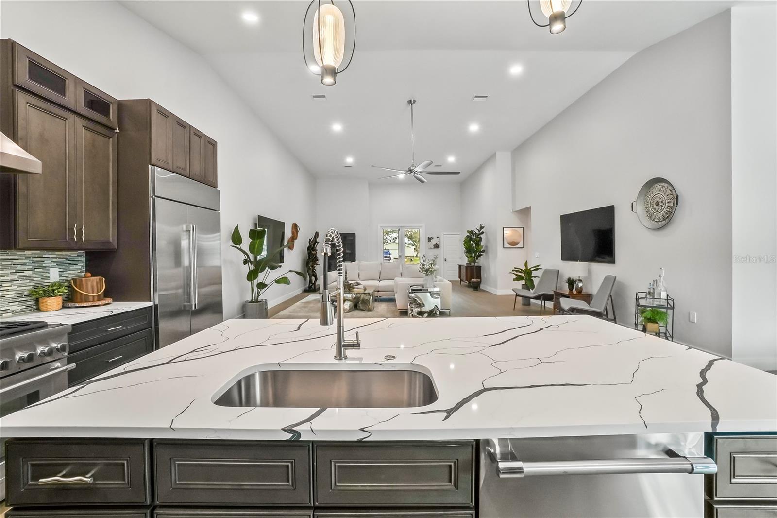 Image 13 of 46 For 11624 Oak Lane