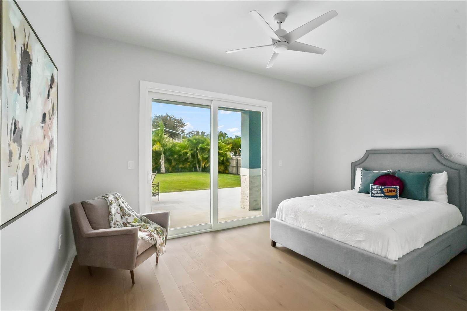 Image 24 of 46 For 11624 Oak Lane