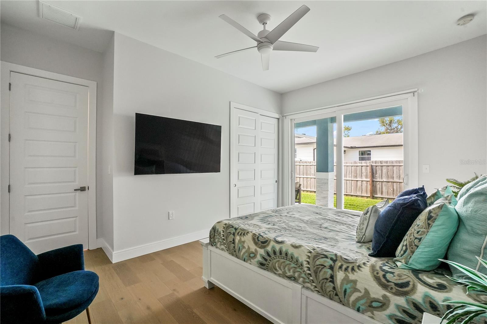 Image 30 of 46 For 11624 Oak Lane