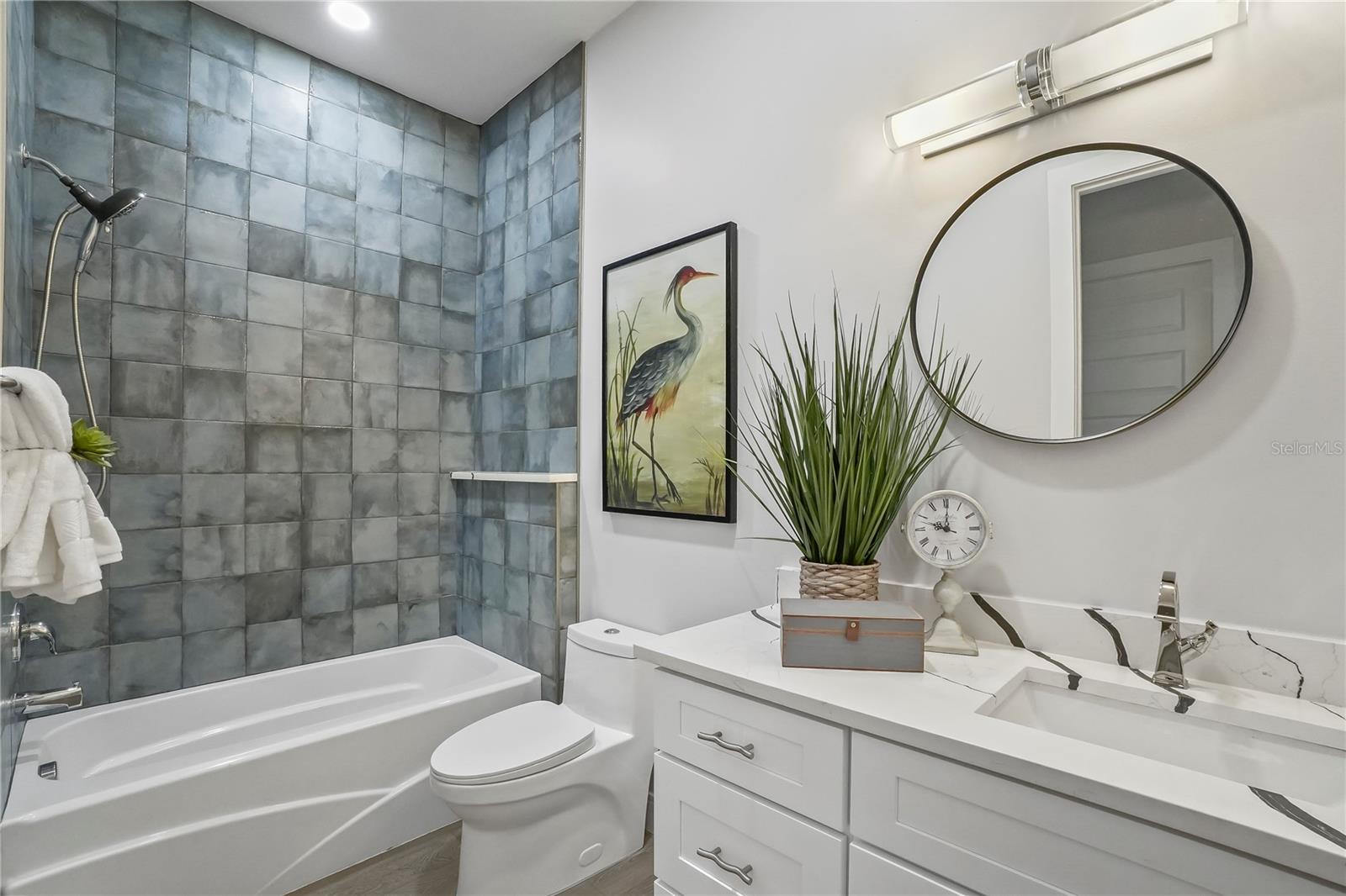 Image 32 of 46 For 11624 Oak Lane