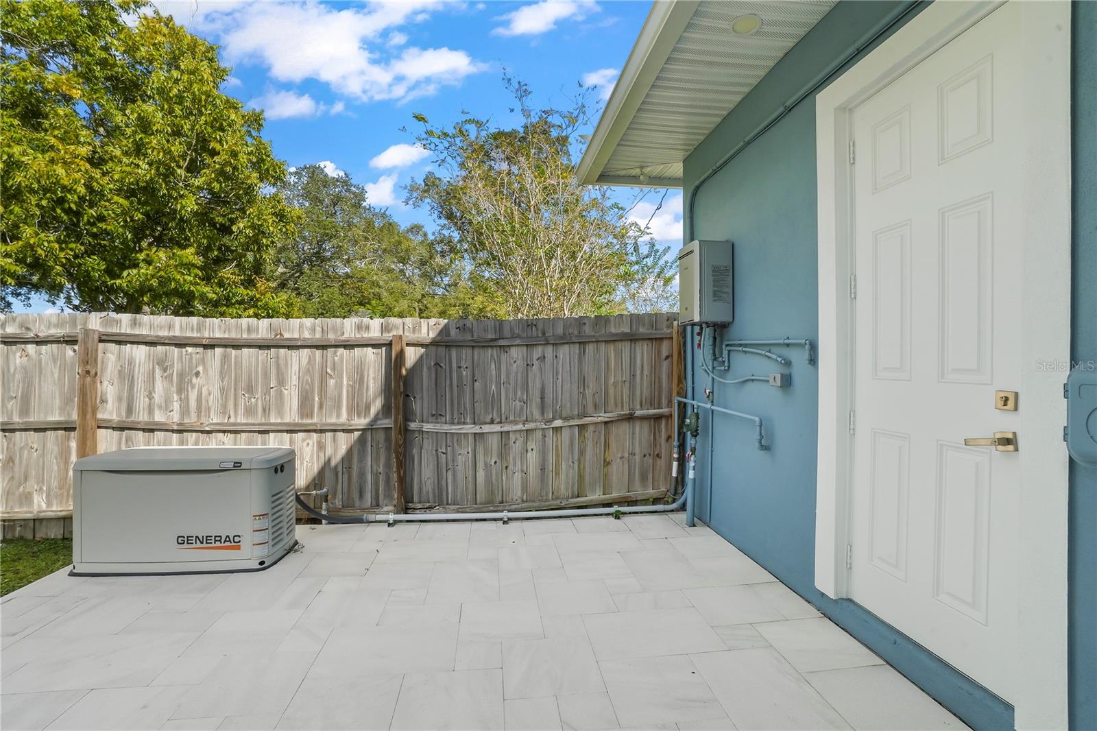 Image 36 of 46 For 11624 Oak Lane