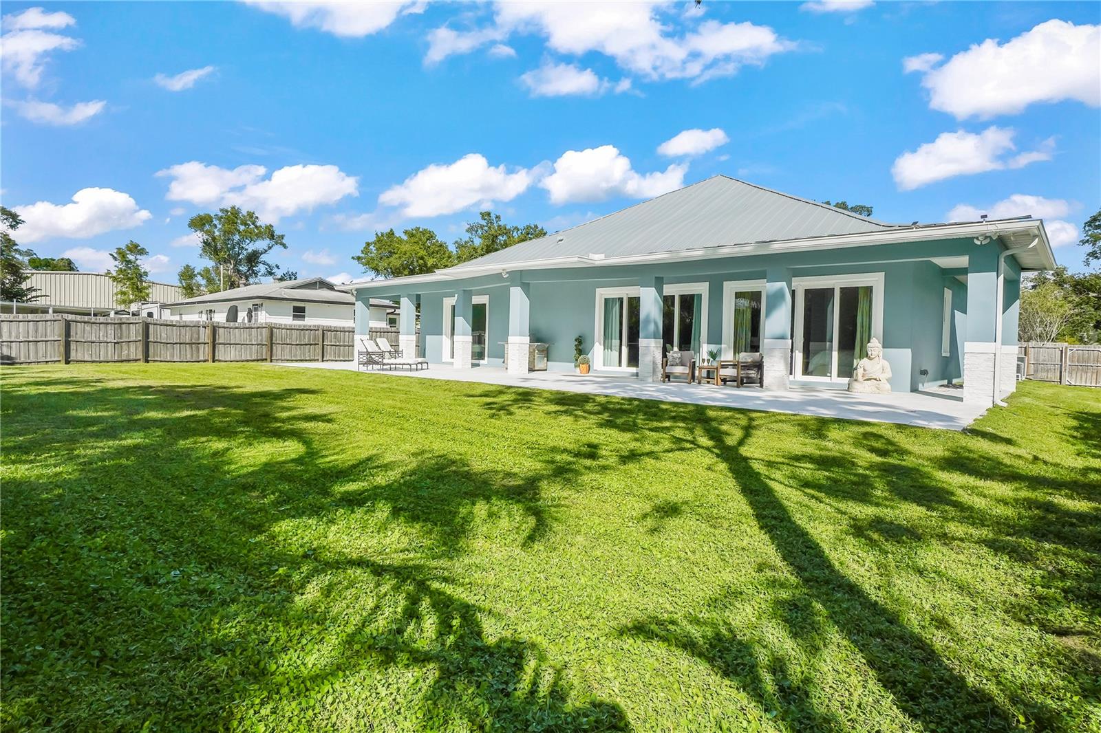 Image 41 of 46 For 11624 Oak Lane