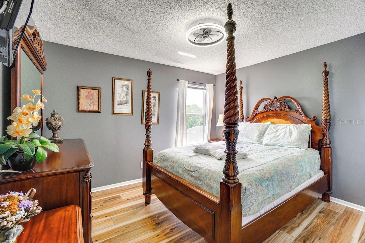 Image 18 of 53 For 8579 La Isla Drive