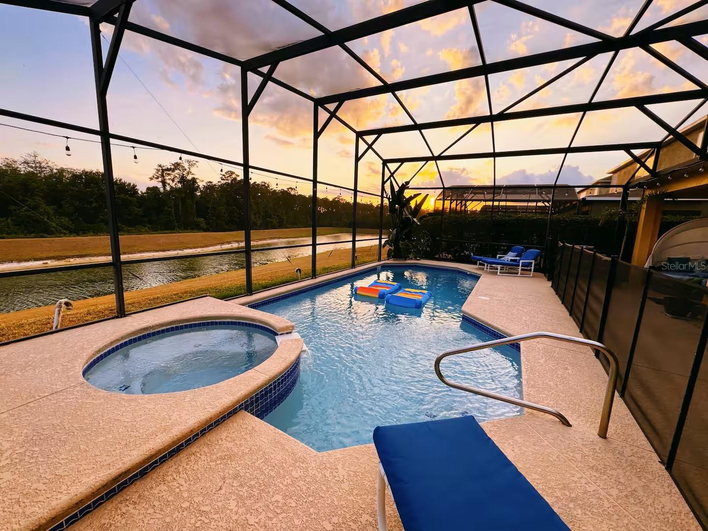 Image 32 of 53 For 8579 La Isla Drive