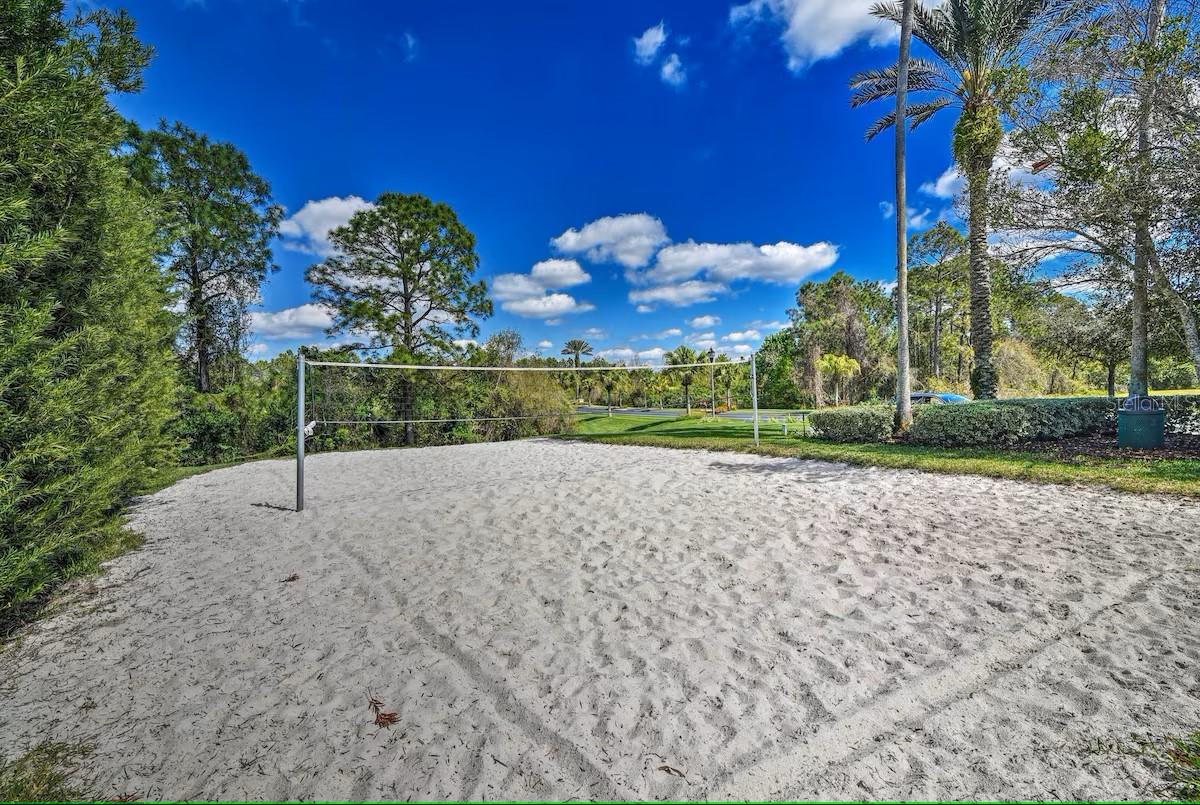 Image 46 of 53 For 8579 La Isla Drive
