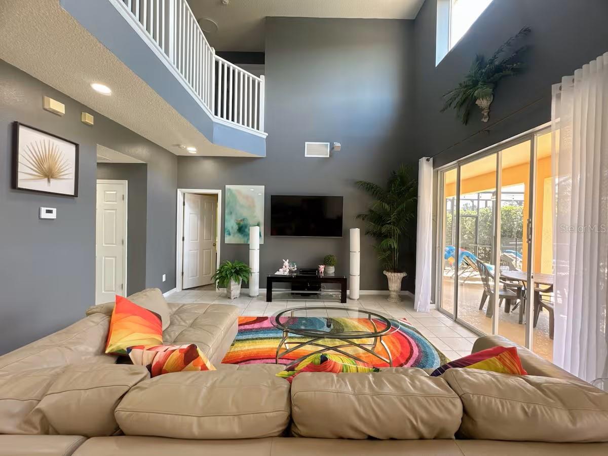 Image 6 of 53 For 8579 La Isla Drive
