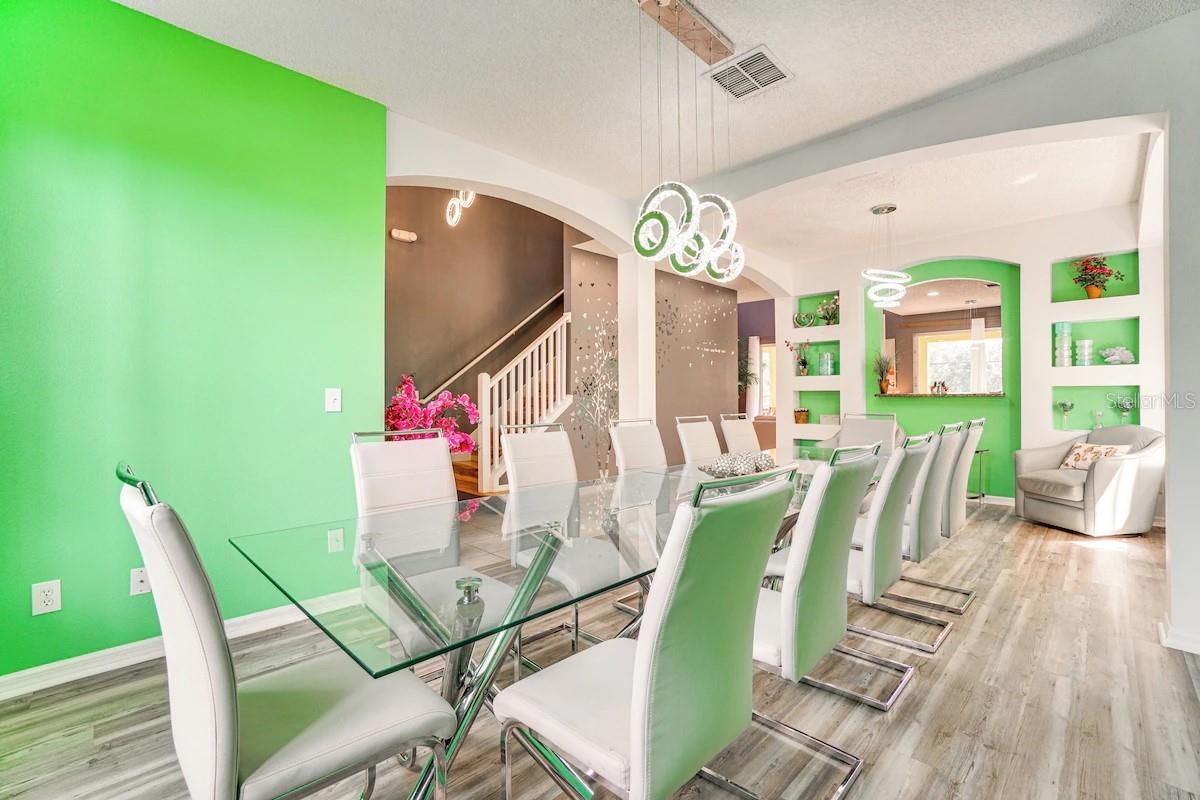Image 7 of 53 For 8579 La Isla Drive