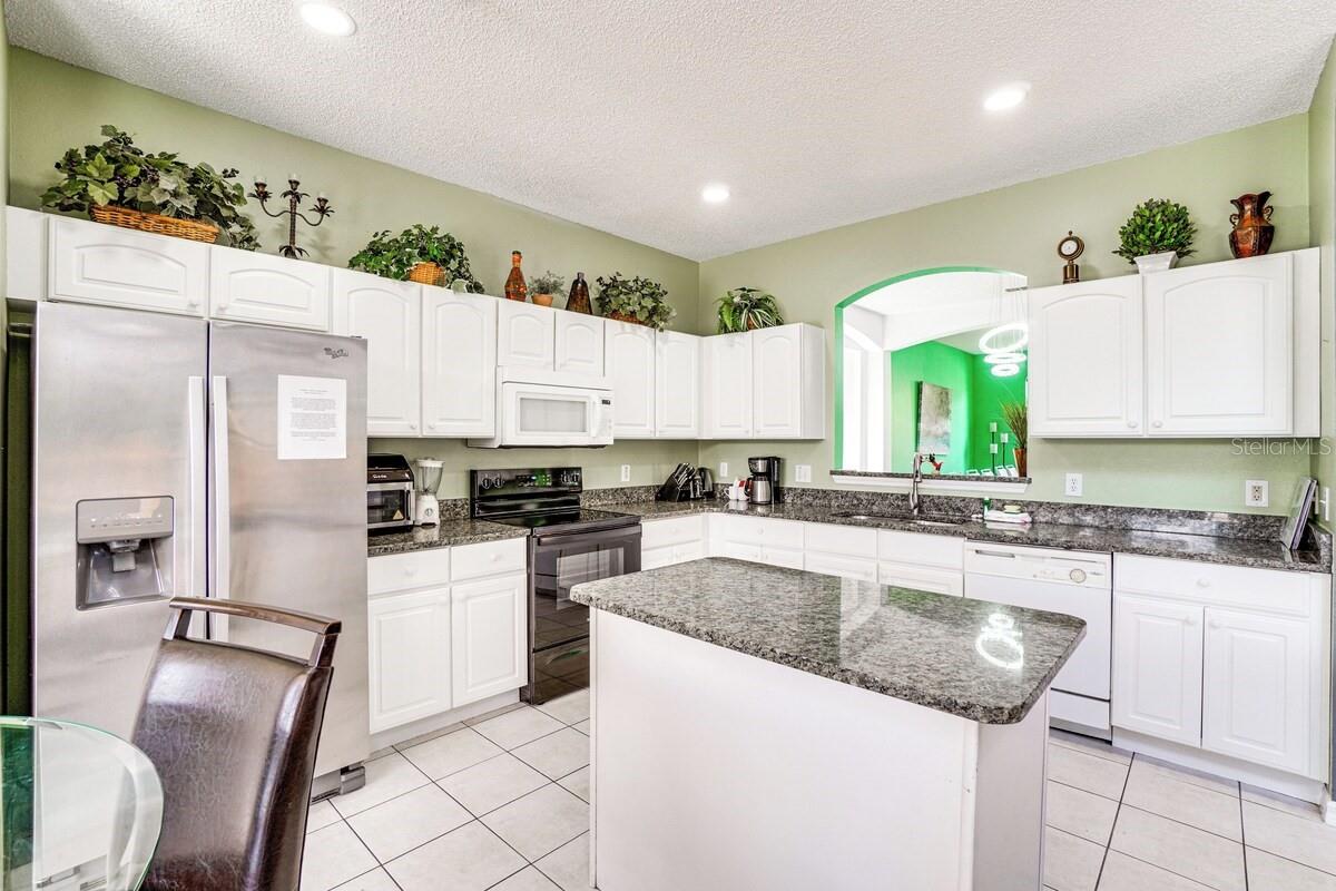 Image 9 of 53 For 8579 La Isla Drive