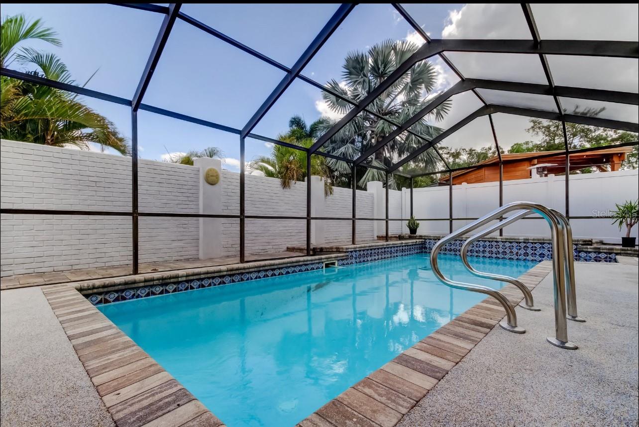 Image 11 of 68 For 4831 Blue Jay Circle