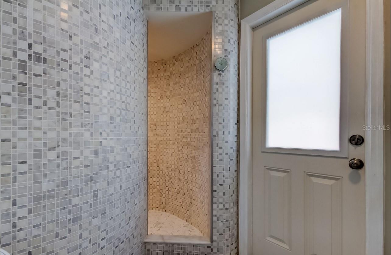 Image 23 of 68 For 4831 Blue Jay Circle