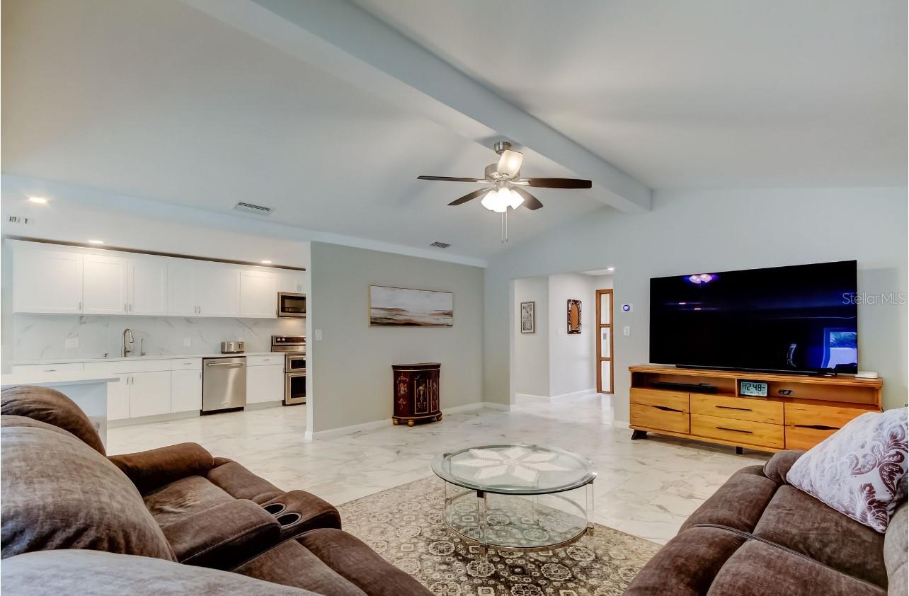 Image 27 of 68 For 4831 Blue Jay Circle