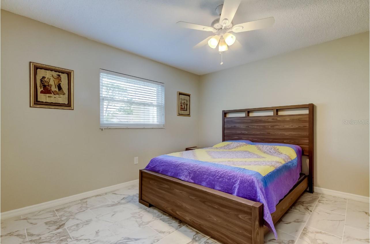 Image 32 of 68 For 4831 Blue Jay Circle