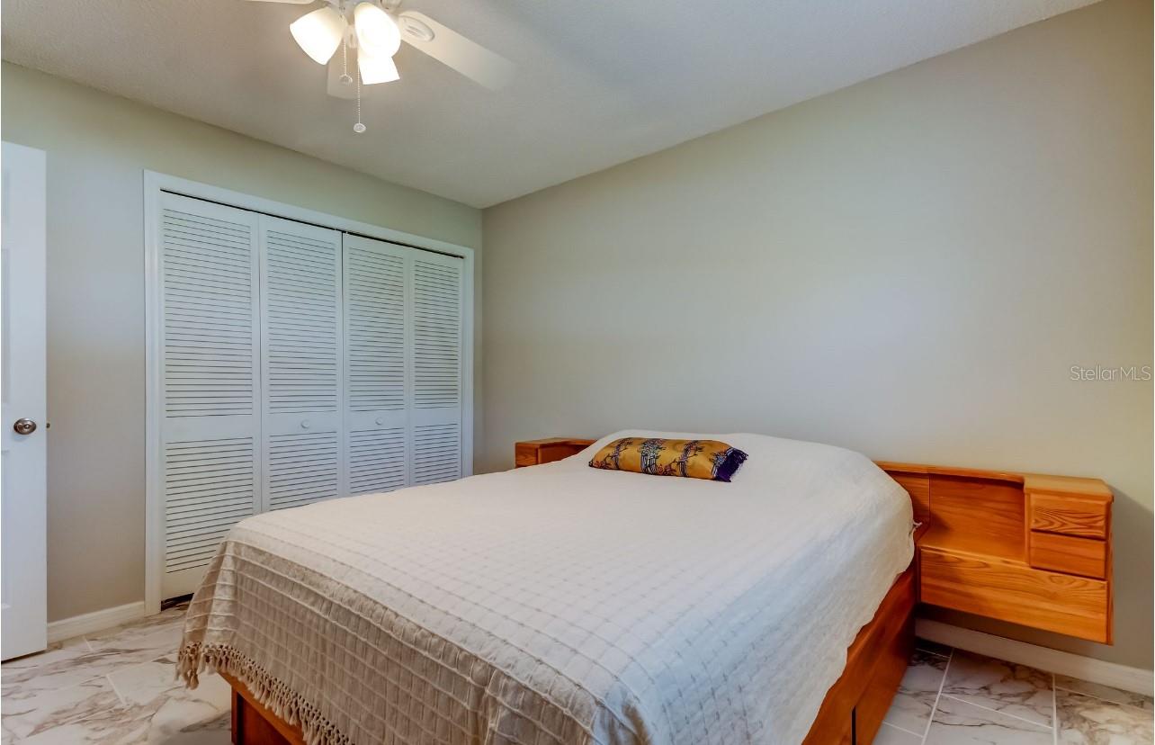 Image 34 of 68 For 4831 Blue Jay Circle