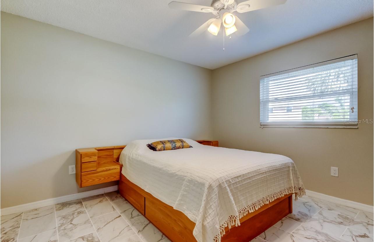 Image 35 of 68 For 4831 Blue Jay Circle