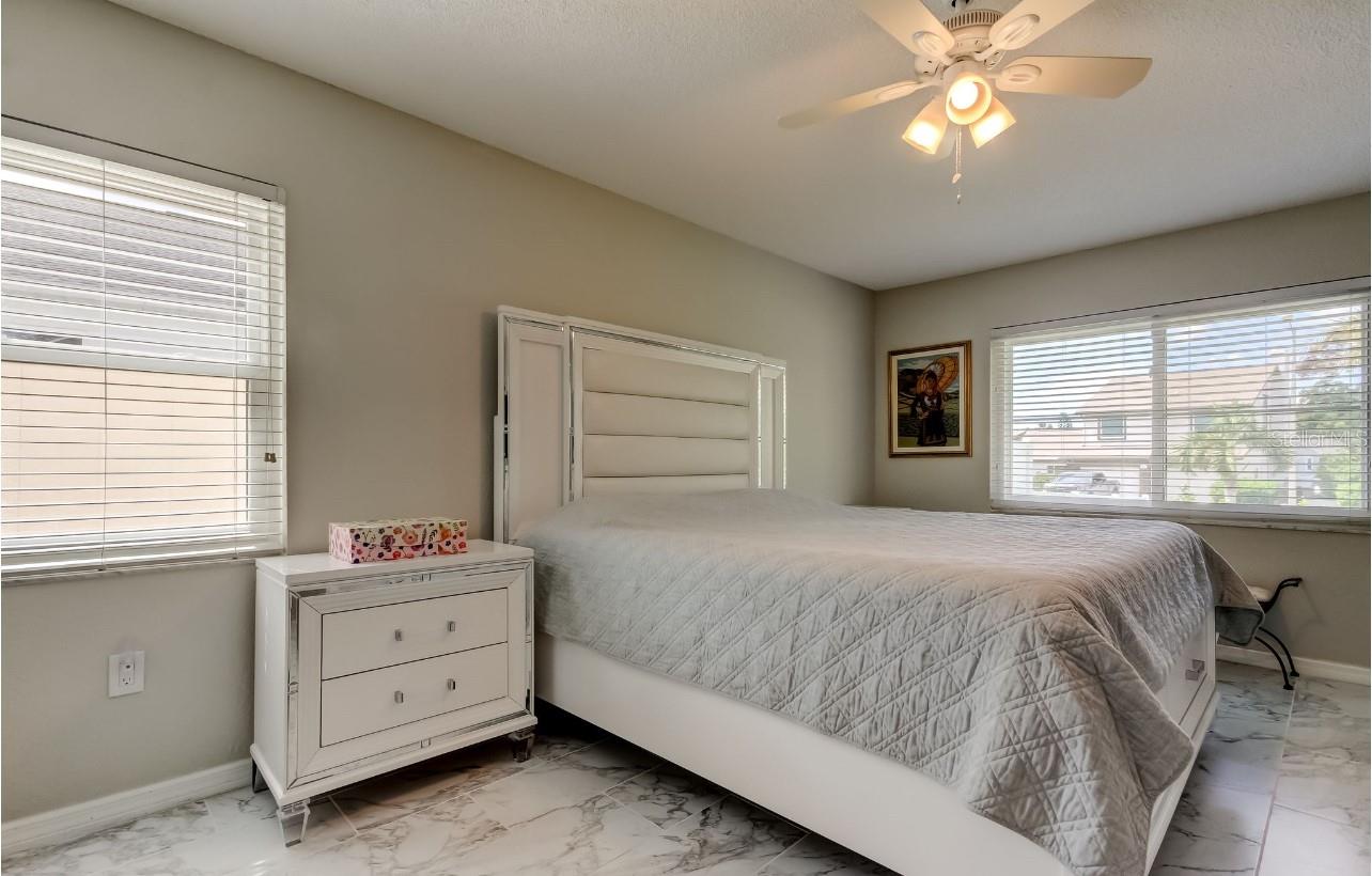 Image 37 of 68 For 4831 Blue Jay Circle