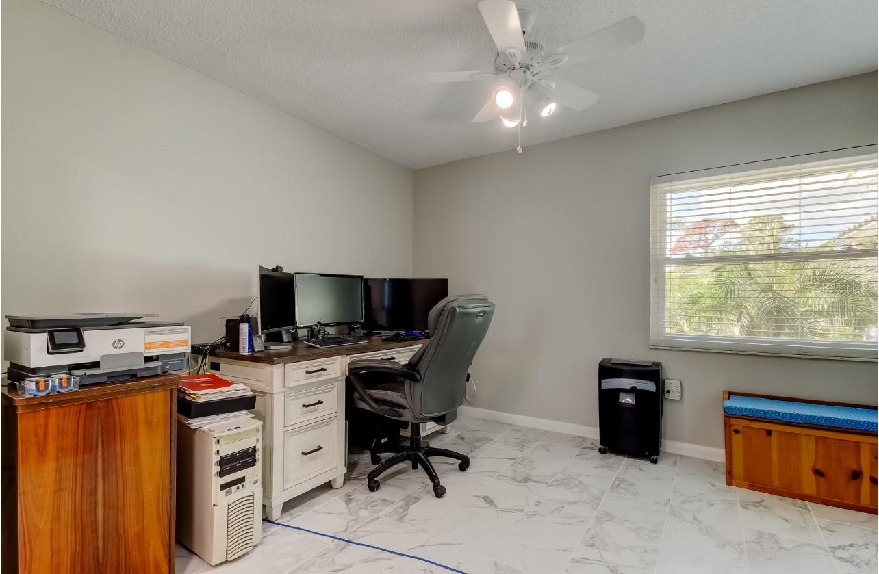 Image 41 of 68 For 4831 Blue Jay Circle