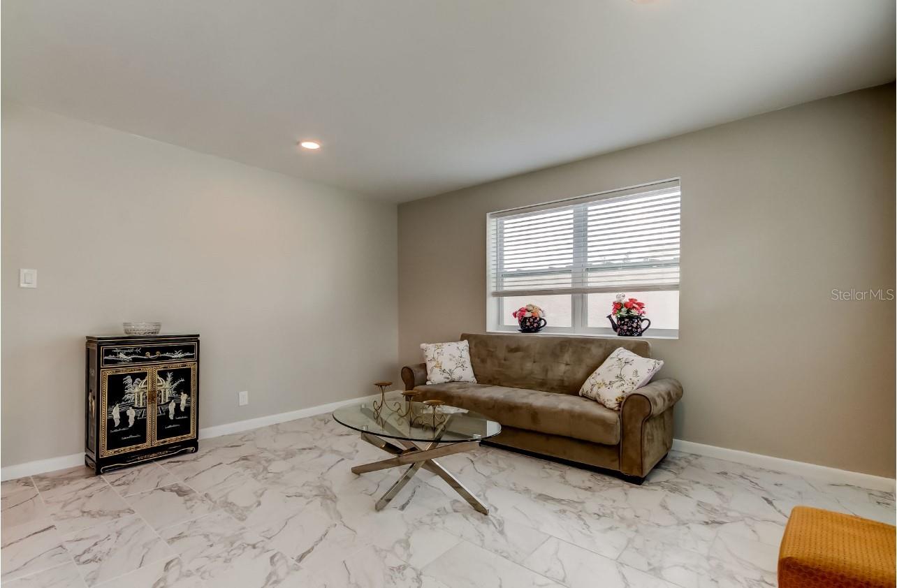 Image 44 of 68 For 4831 Blue Jay Circle