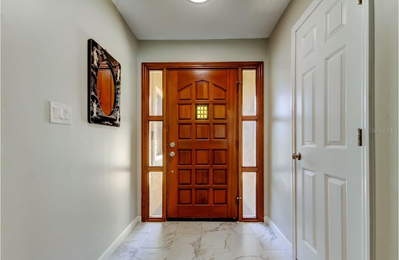 Image 6 of 68 For 4831 Blue Jay Circle