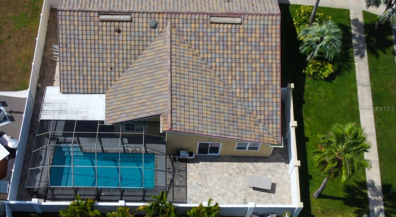 Image 7 of 68 For 4831 Blue Jay Circle