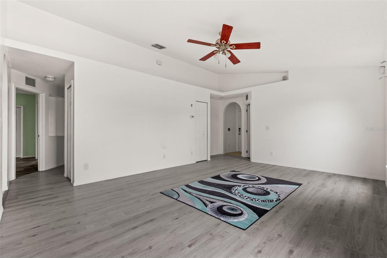 Image 30 of 55 For 1019 Great Shady Lane