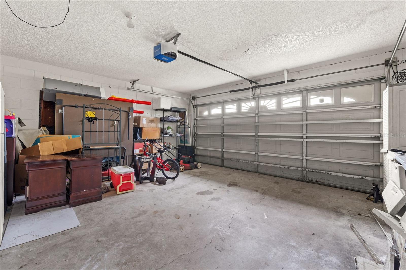 Image 33 of 55 For 1019 Great Shady Lane