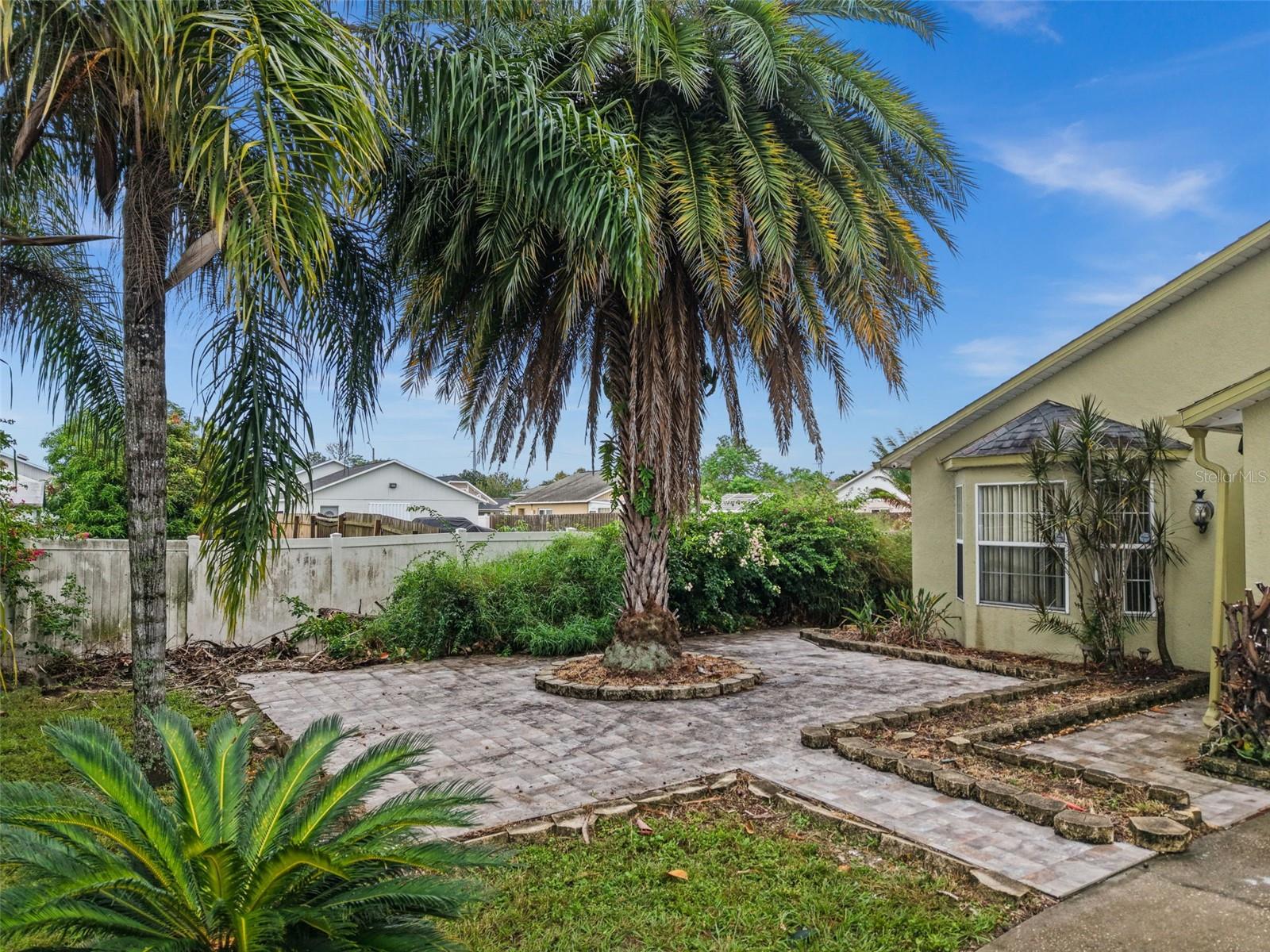 Image 38 of 55 For 1019 Great Shady Lane