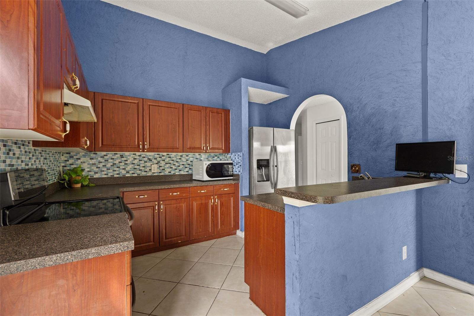 Image 4 of 55 For 1019 Great Shady Lane